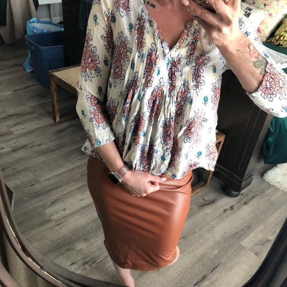 Vanessa Virginia blouse - Picture 2 of 4